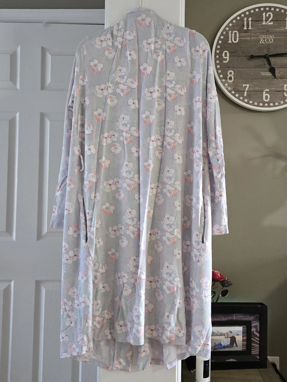 Latched Mama Robe - Picture 2 of 4